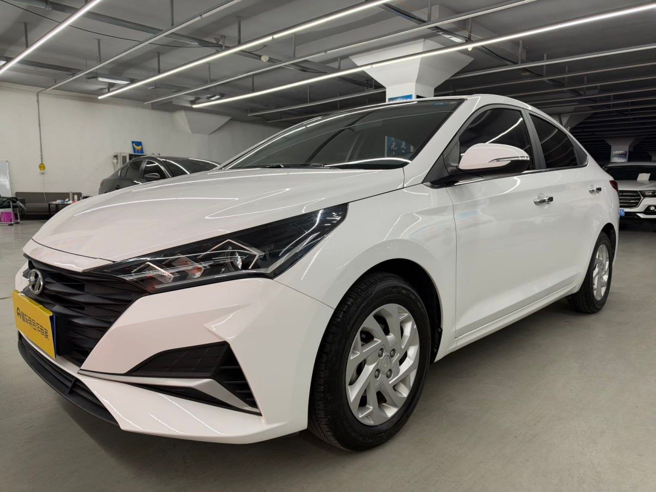 Hyundai Verna — фото 2